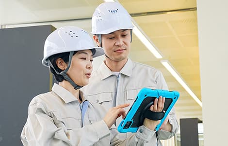 現場からオフィスまで、働き方に合わせた