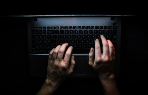 委託先への不正アクセス、国内インフラ業界へ広がる影響 | ISRセキュリティニュース編集局